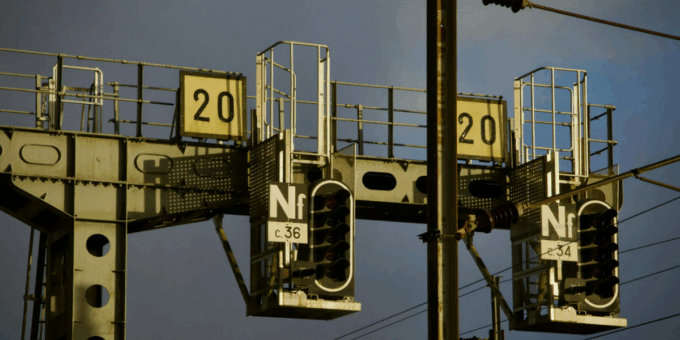 identify buyer signals