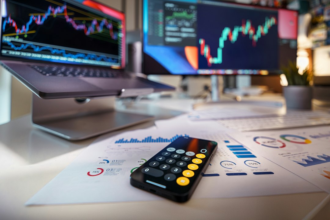 Navigating Market Fluctuations: A Guide to Risk Management and Sustainable Trading